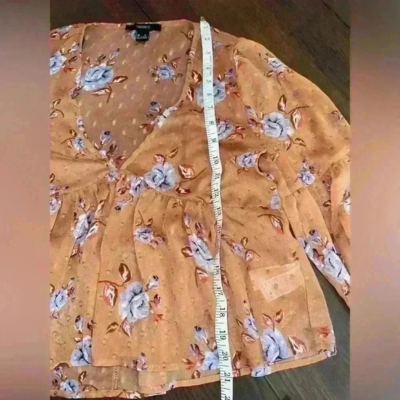 LIKE NEW Boho Sheer Blouse Size Small - Picture 7 of 7